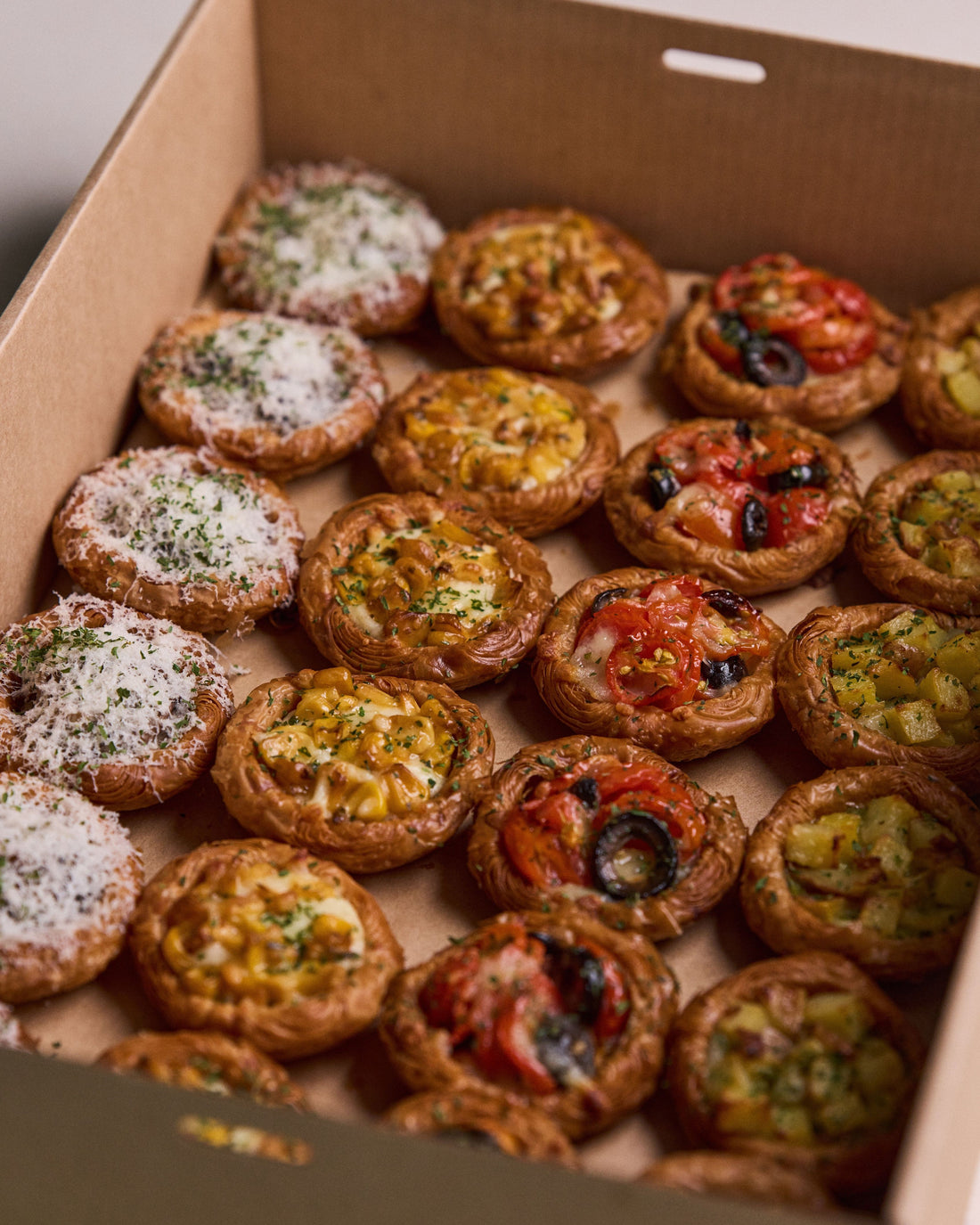 Mini Savoury Danish Set (24pcs)